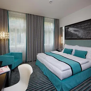 Hotel Red & Blue Design Praga