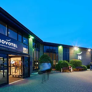 Novotel London Stansted Airport Станстед Маунтфитчет